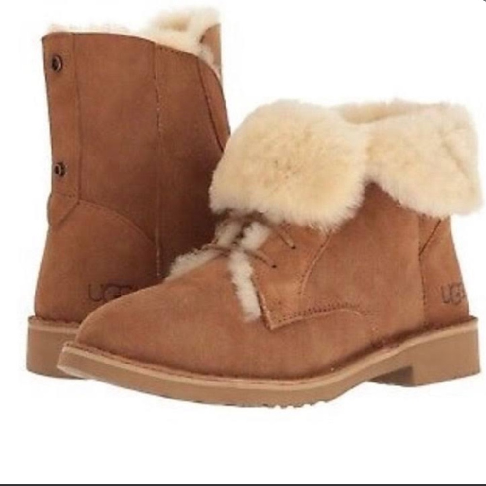 UGG Quincy Women’s Twinface Sheepskin Lace Up Booties - Size 7